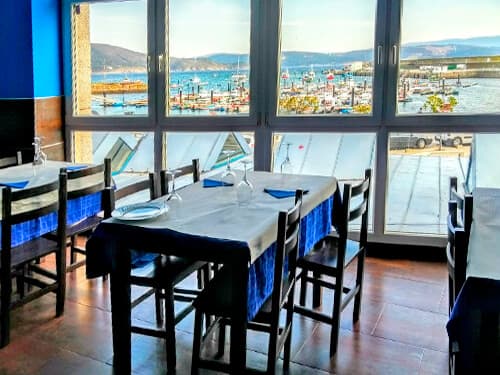 Restaurante con vistas al mar